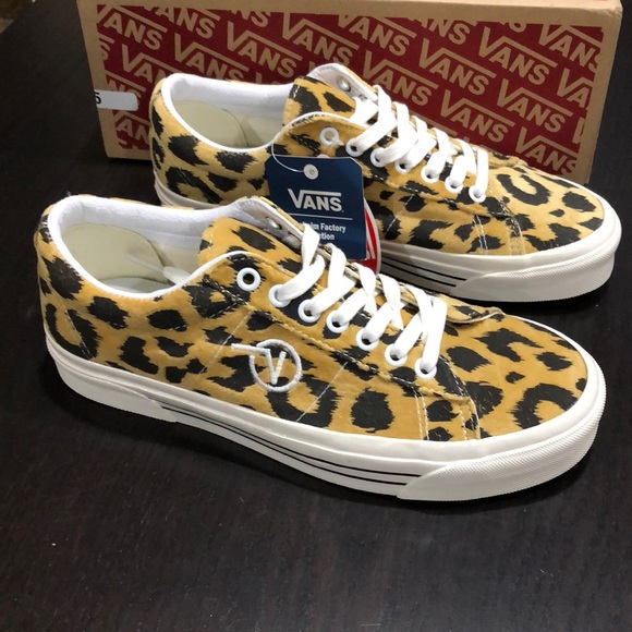 vans sid dx leopard